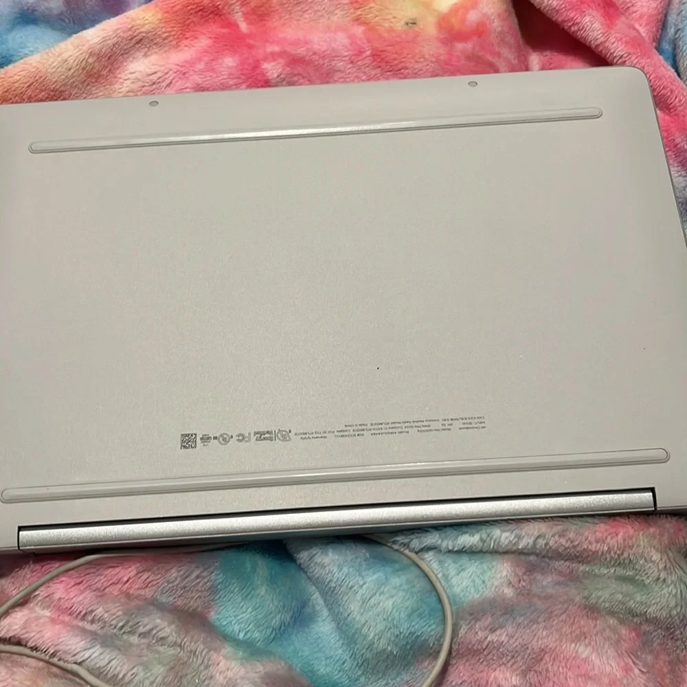Selling used chrome book